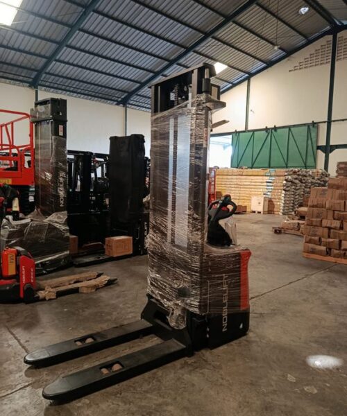 galeri - Stacker Electric 2 galeri - Stacker Electric 2